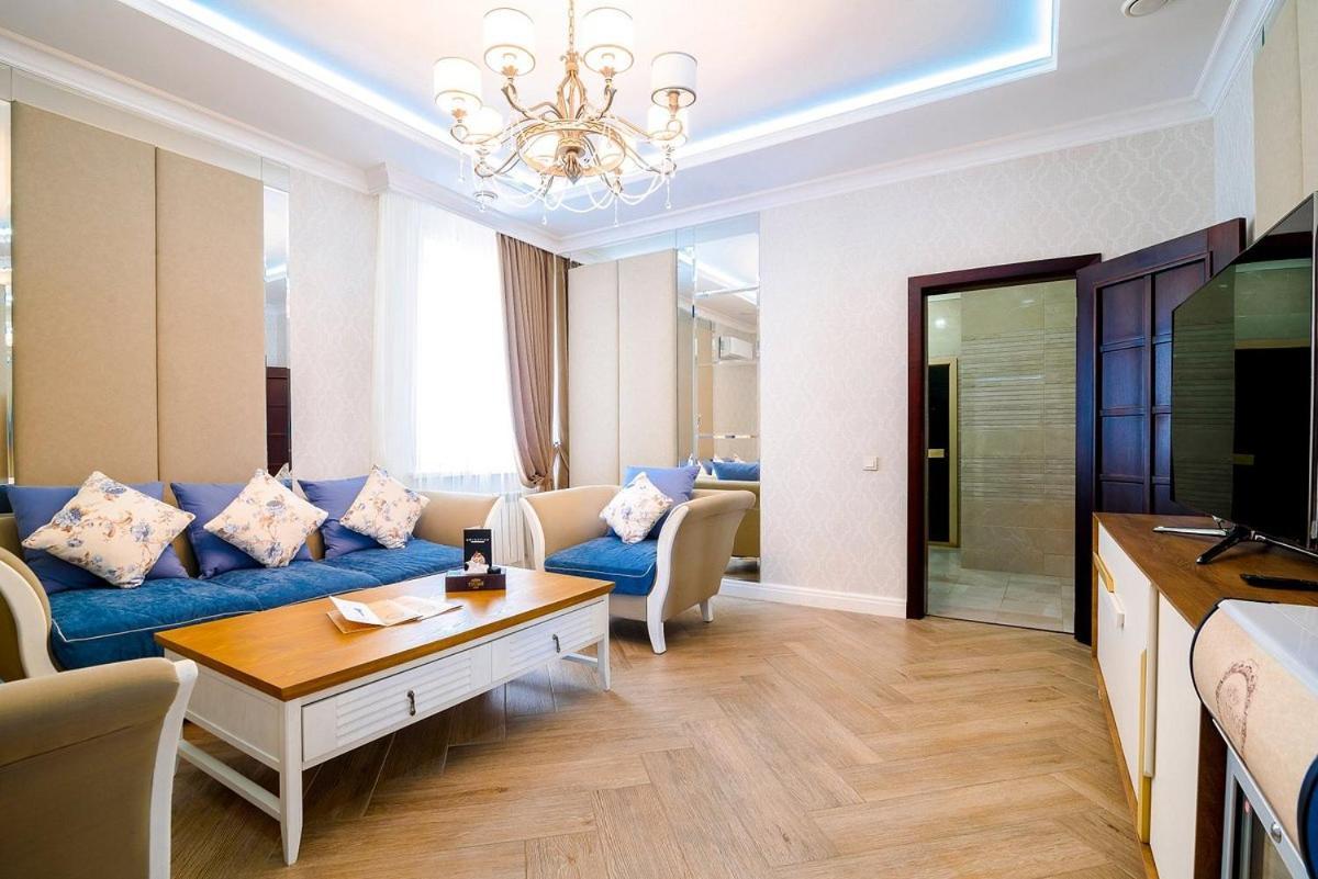 Vintage Boutique Hotel Akmola Esterno foto