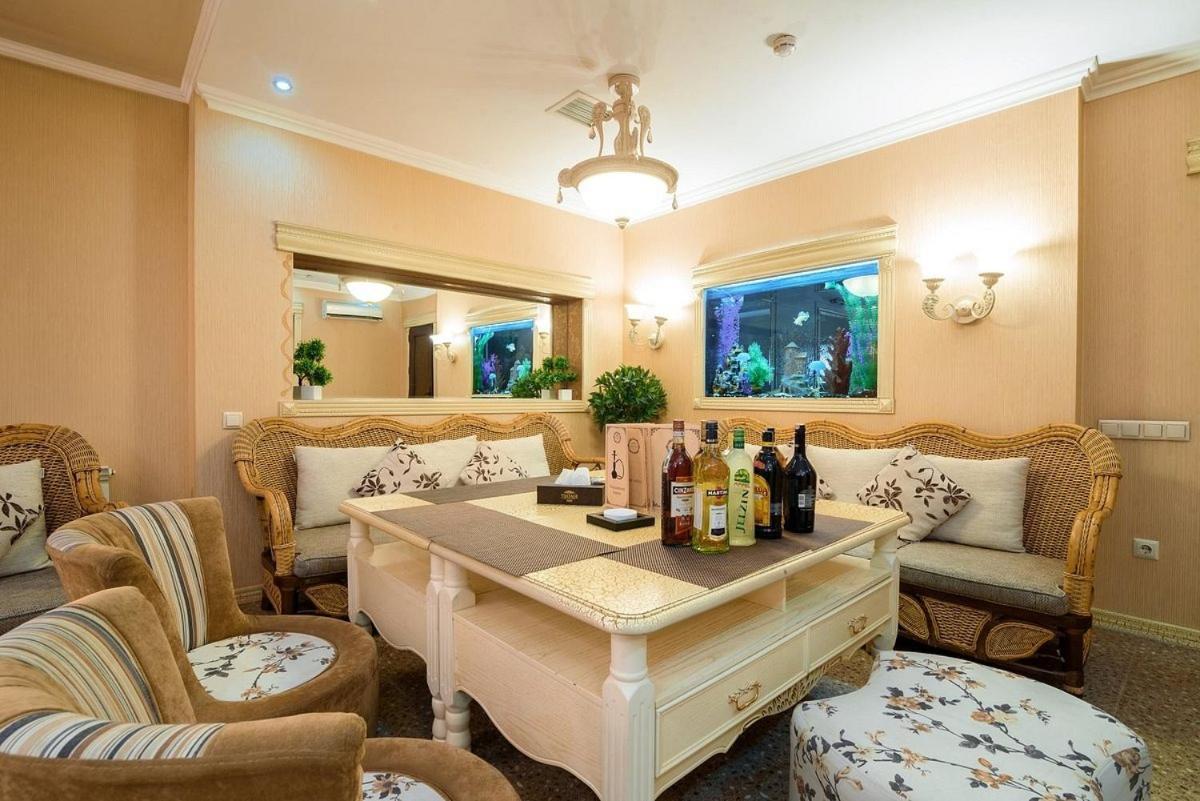 Vintage Boutique Hotel Akmola Esterno foto